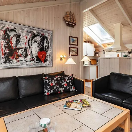 Cxliii Holiday home *